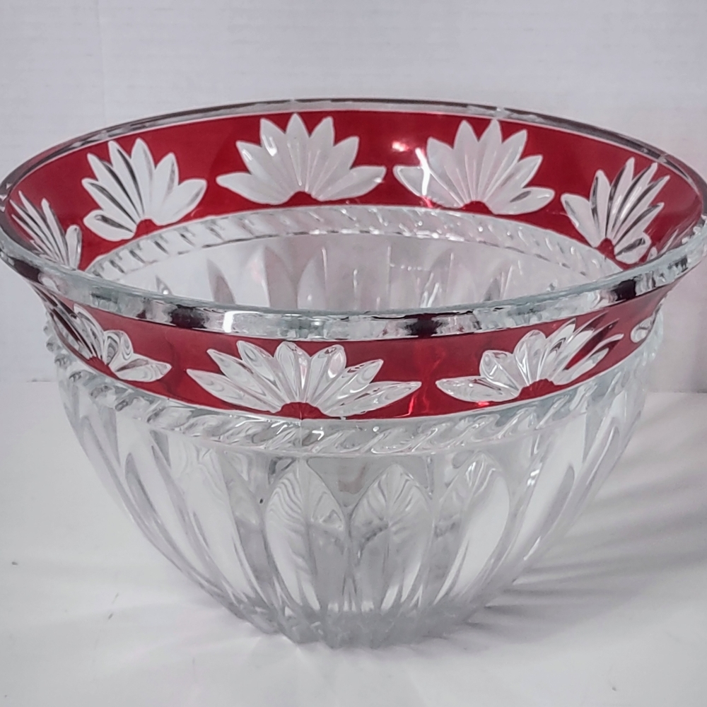 LG  RUBY RED CRYSTAL BOWL BY MIKASA